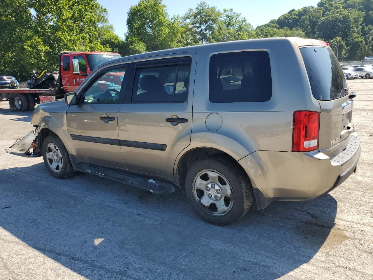 2011 Honda Pilot Lx VIN: 5FNYF4H26BB056785 Lot: 62444934