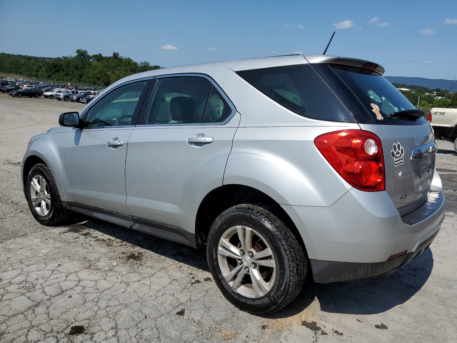 2014 Chevrolet Equinox Ls vin: 2GNFLEEK8E6369865