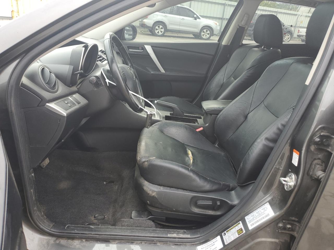 2011 Mazda 3 S VIN: JM1BL1M55B1454639 Lot: 64177744