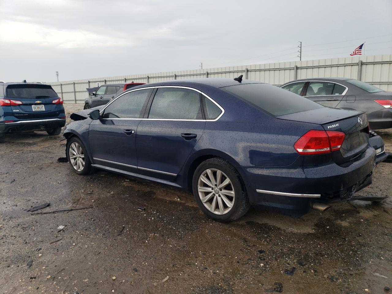 1VWCP7A35CC093558 2012 Volkswagen Passat Sel