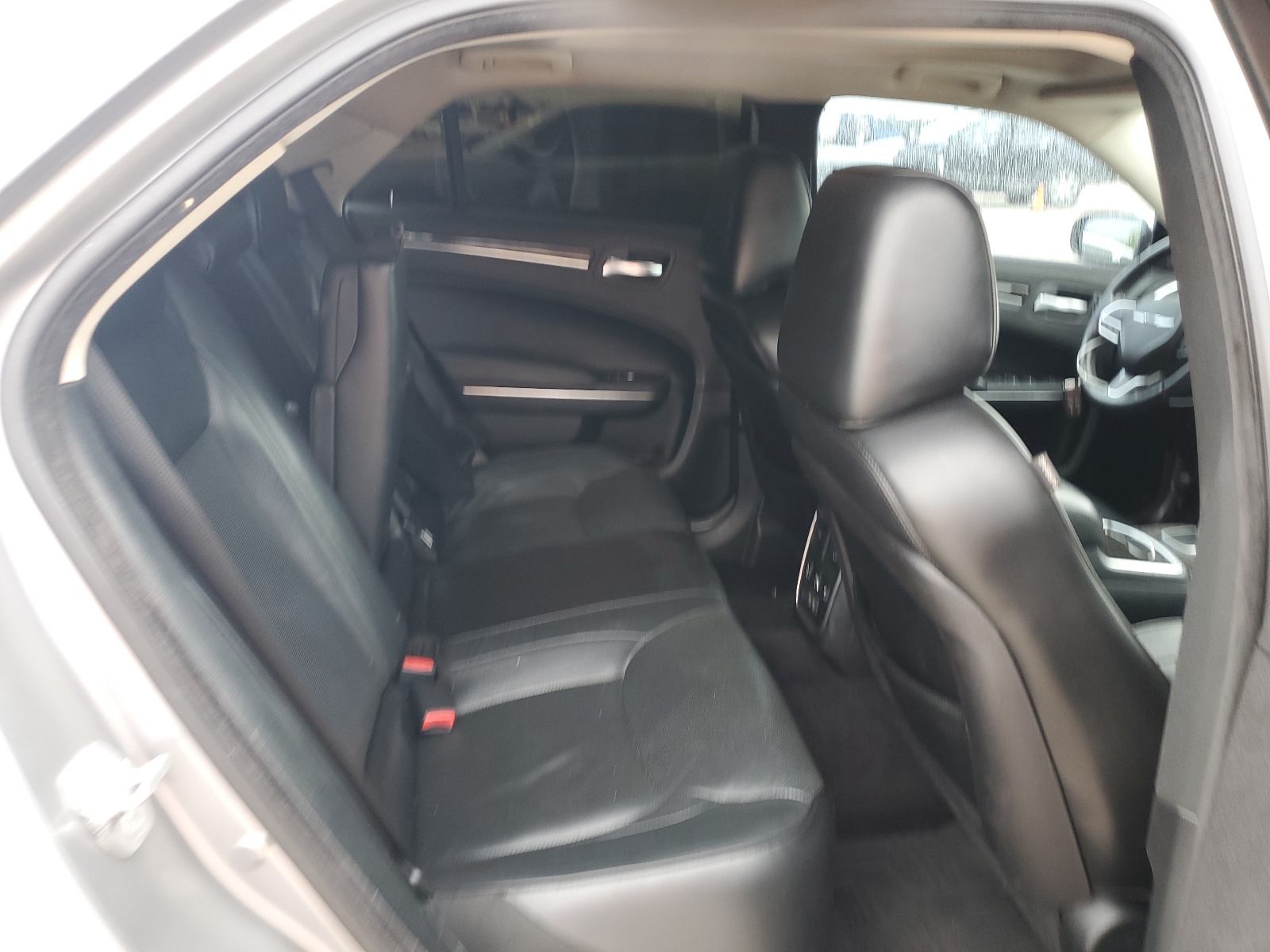 2C3CCAEG9HH610152 2017 Chrysler 300C