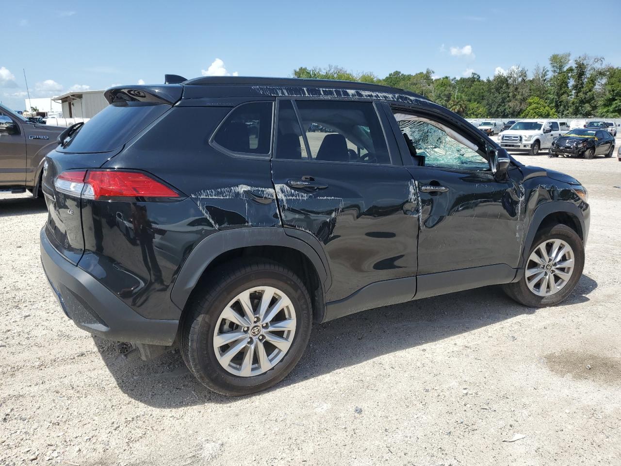 2022 Toyota Corolla Cross Le VIN: 7MUCAAAG0NV023106 Lot: 64054514