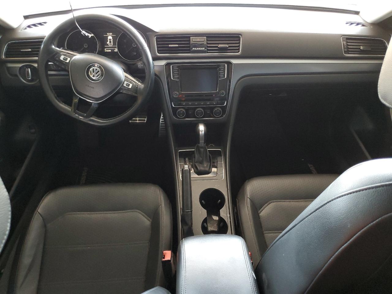 2018 Volkswagen Passat S VIN: 1VWAA7A34JC036046 Lot: 65330764