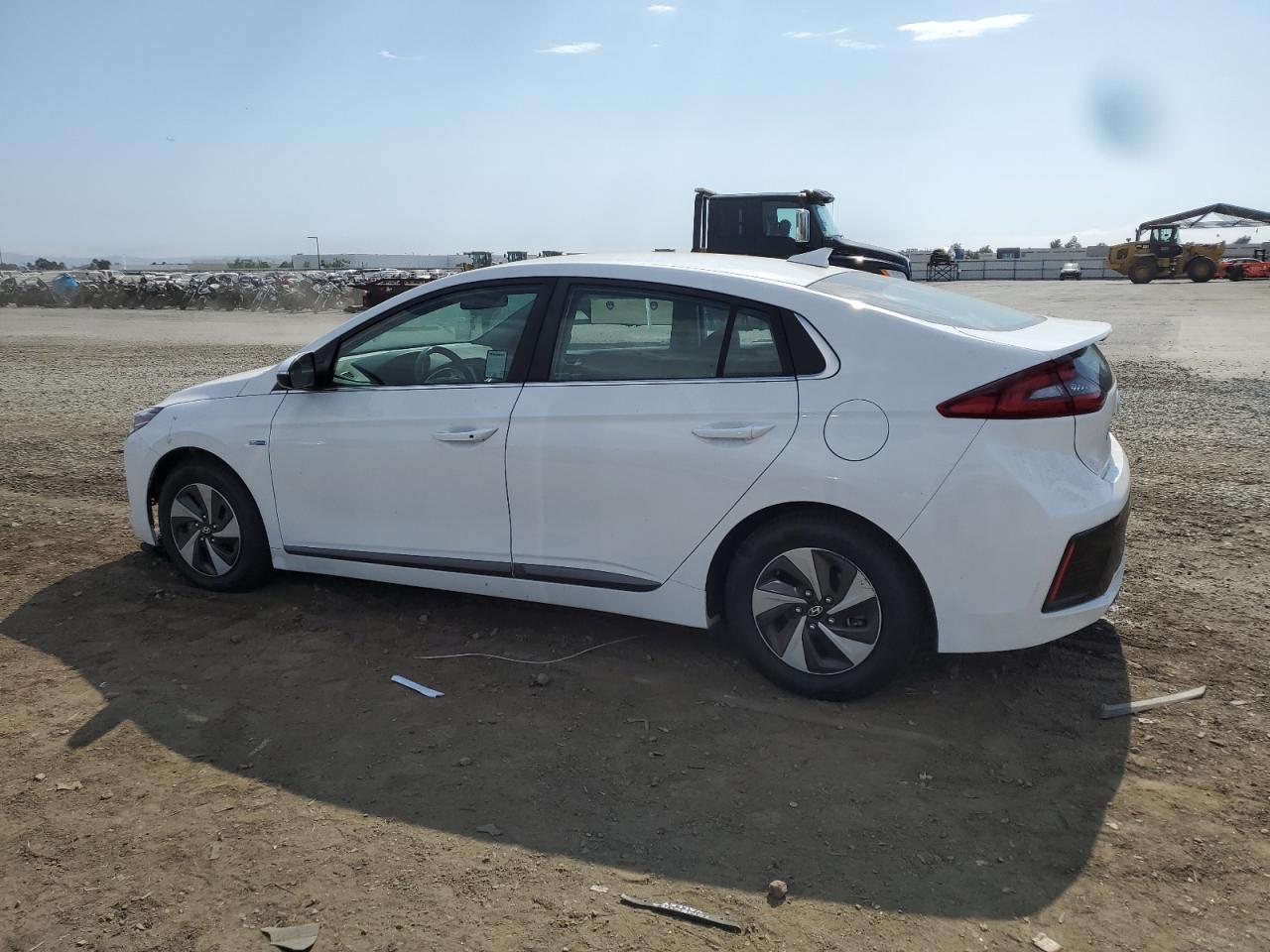 2017 Hyundai IONIQ - Image 2