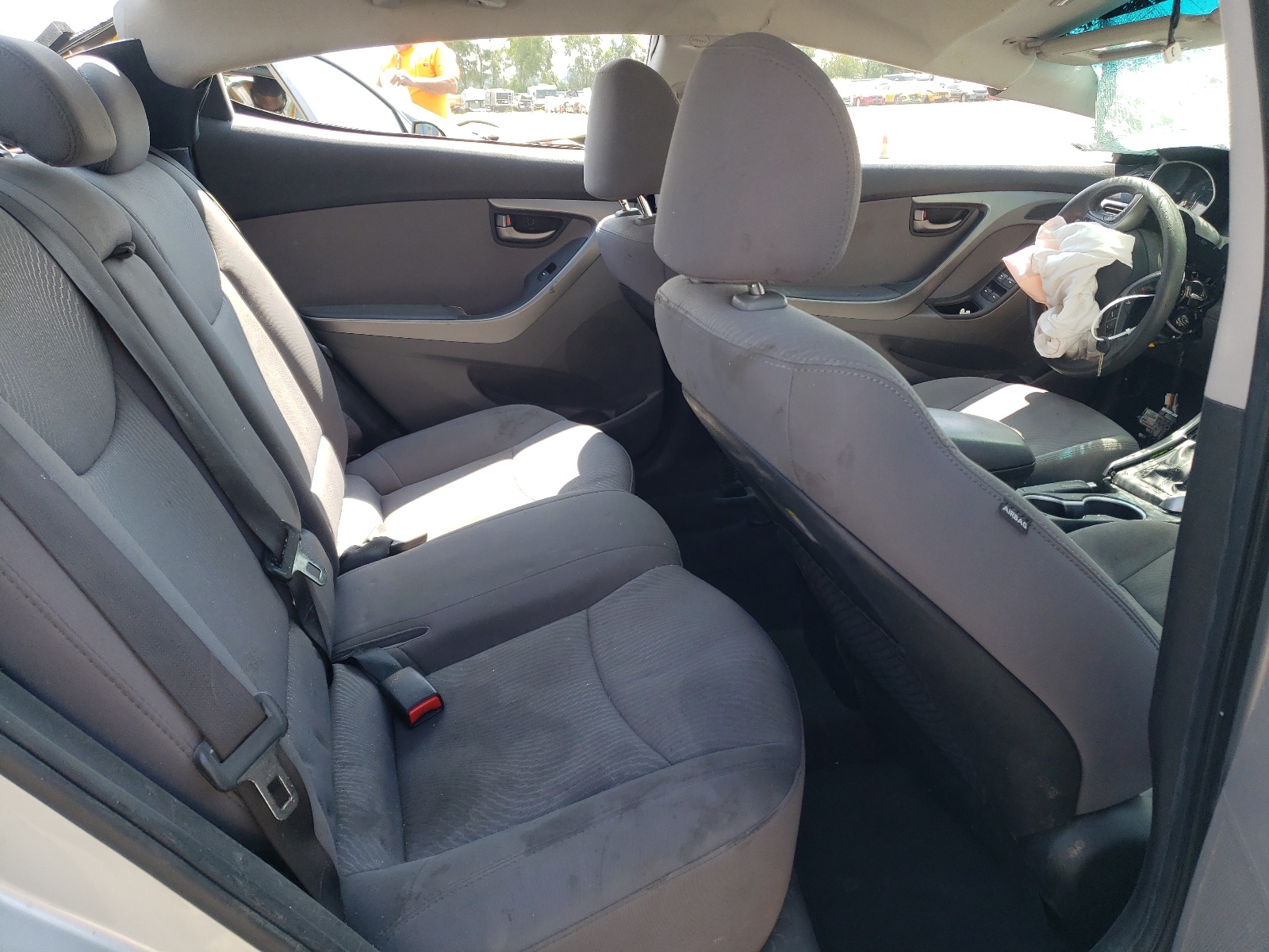 5NPDH4AE2EH464297 2014 Hyundai Elantra Se