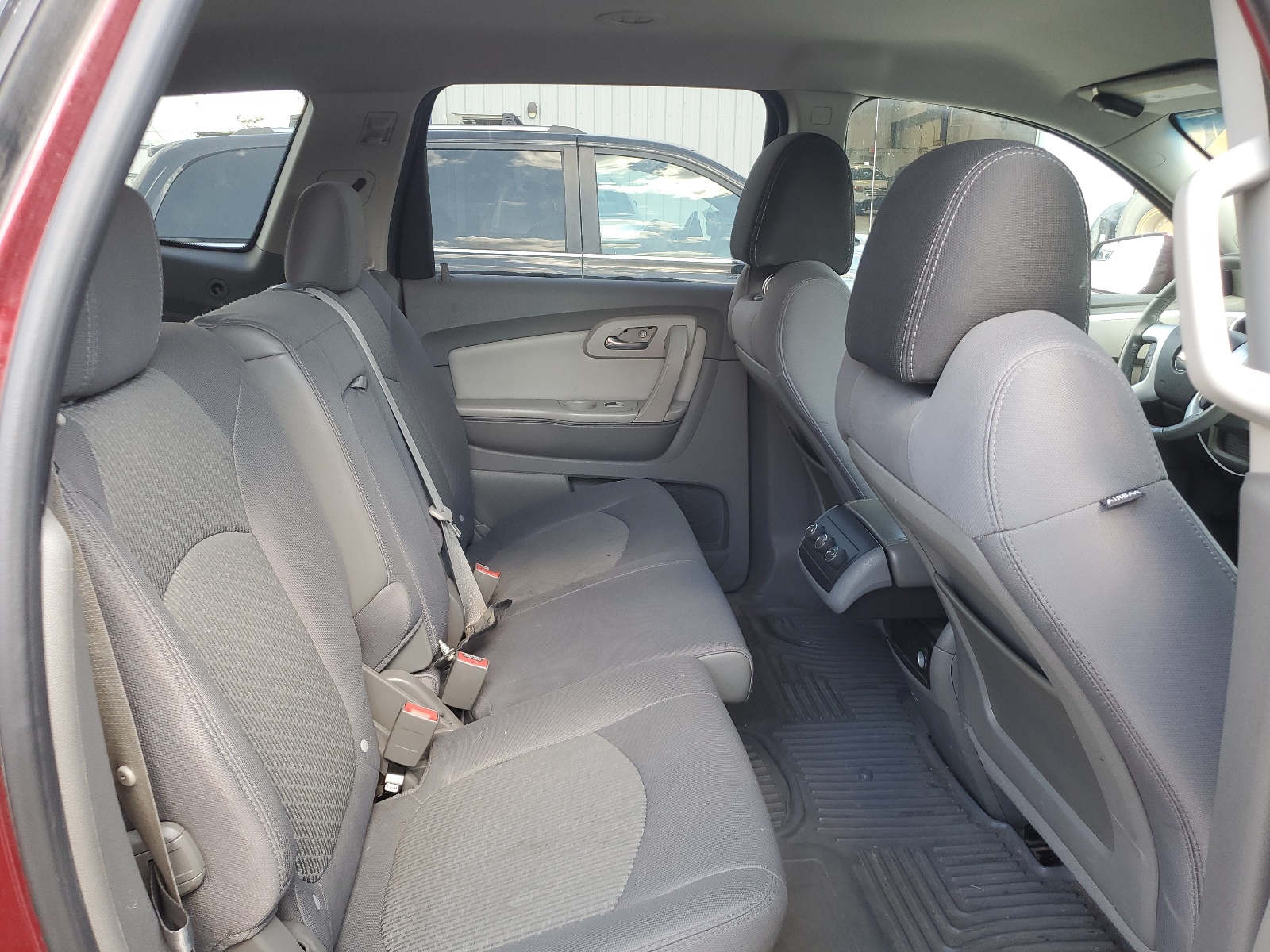 1GNLVFED2AJ262652 2010 Chevrolet Traverse Lt