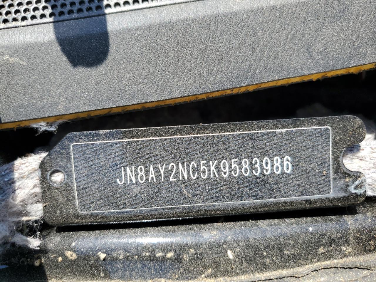 JN8AY2NC5K9583986 2019 Nissan Armada Sv