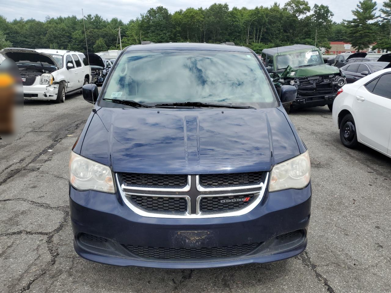 2C4RDGCG7ER186744 2014 Dodge Grand Caravan Sxt