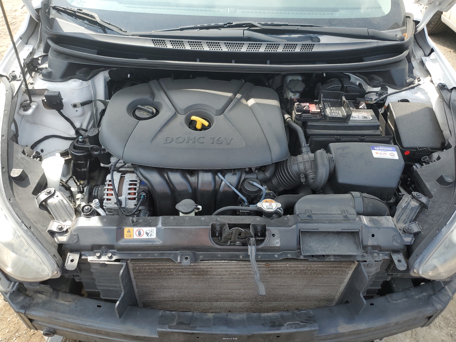 KMHDH4AE9FU429985 2015 Hyundai Elantra Se