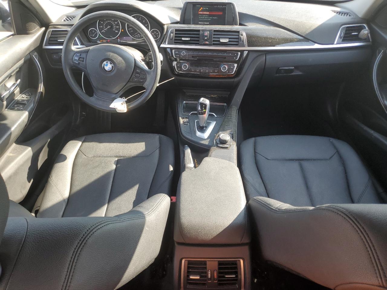 2018 BMW 320 Xi VIN: WBA8E5G57JNV02945 Lot: 62936794