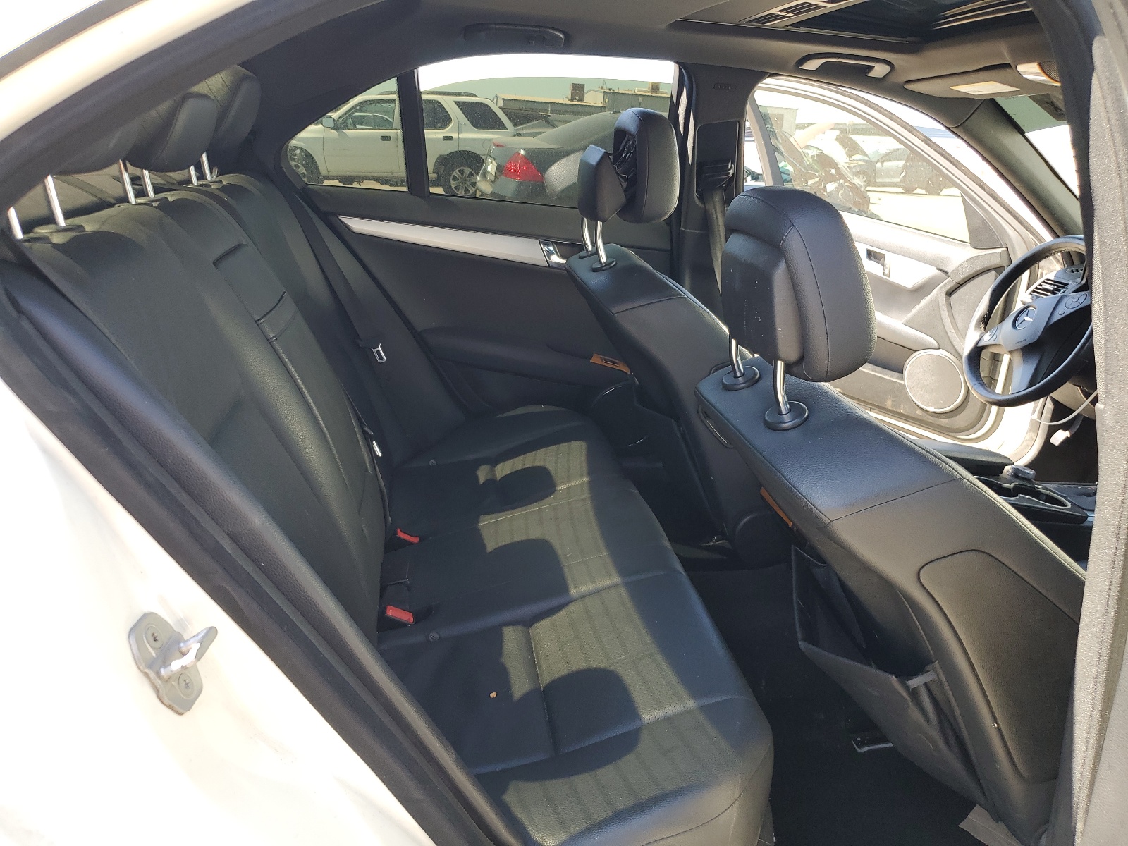 WDDGF54X79R049115 2009 Mercedes-Benz C 300