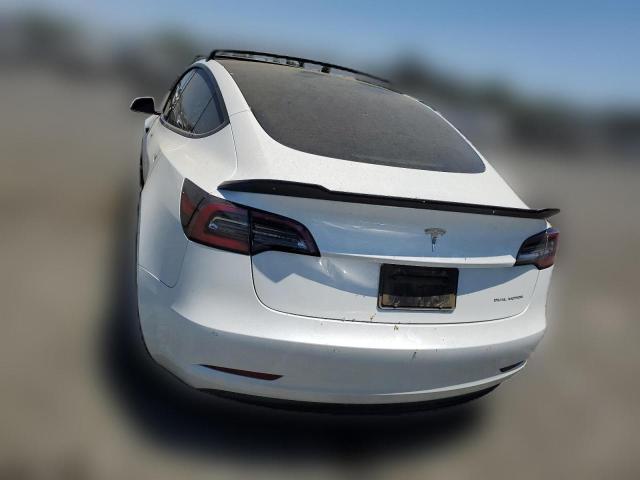  TESLA MODEL 3 2021 Білий