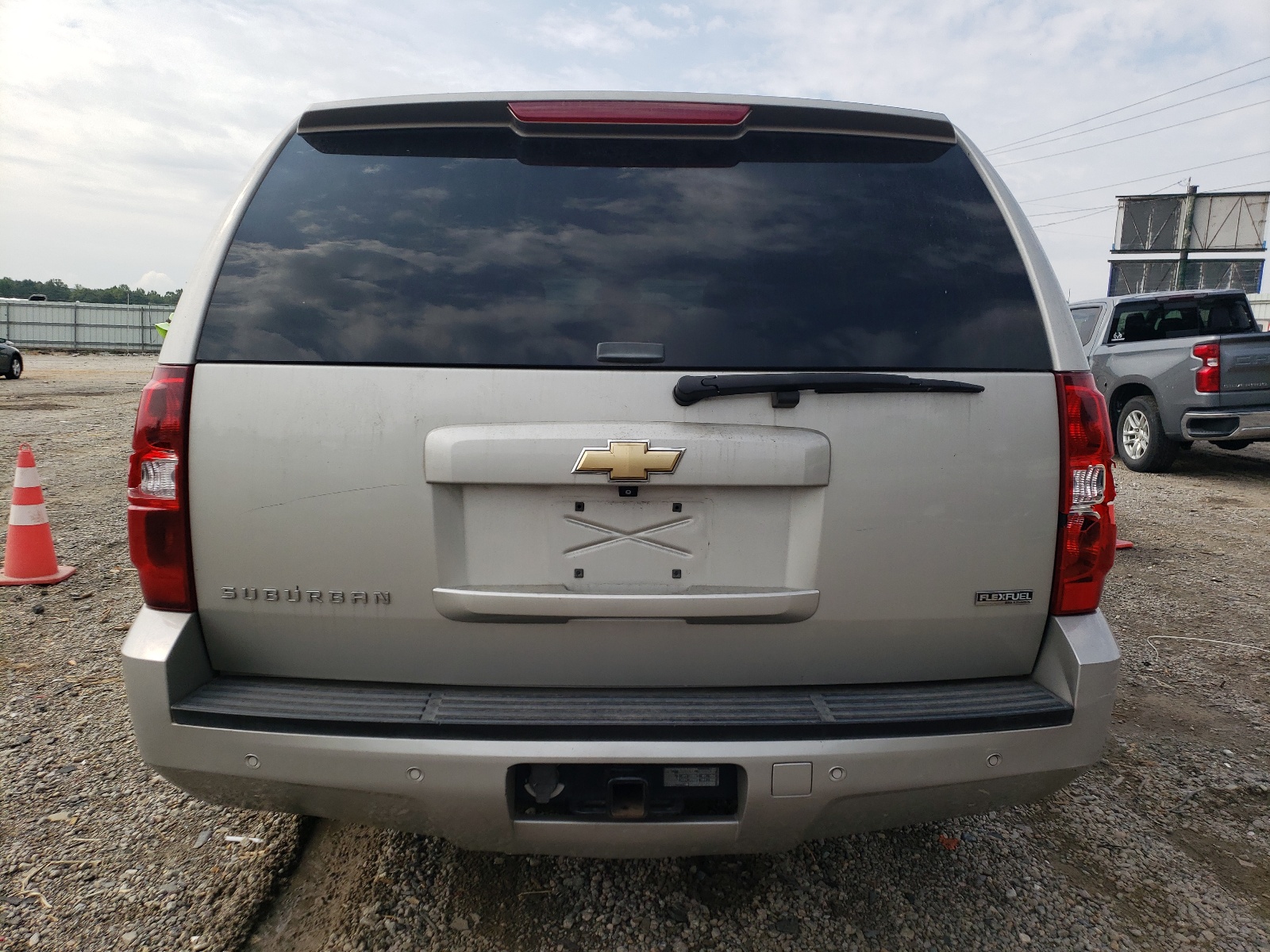 1GNFC16067R283175 2007 Chevrolet Suburban C1500