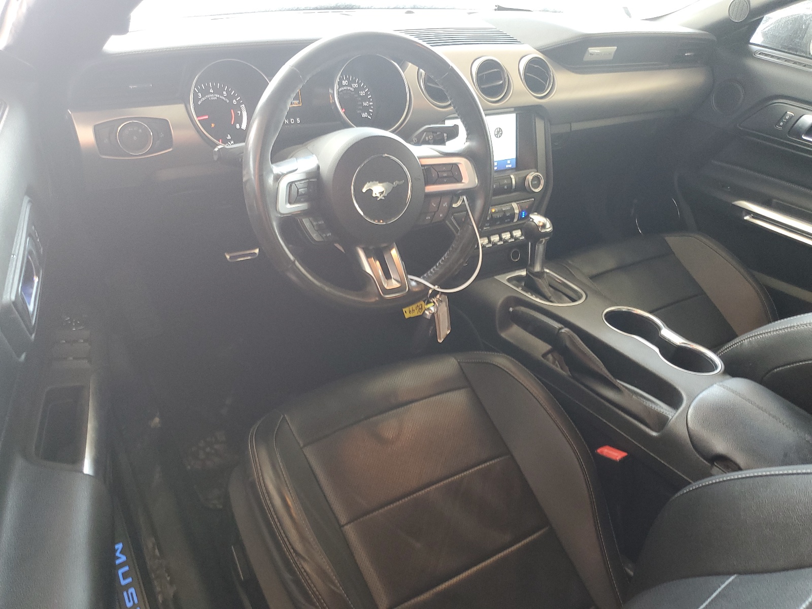 1FATP8UH5N5125051 2022 Ford Mustang