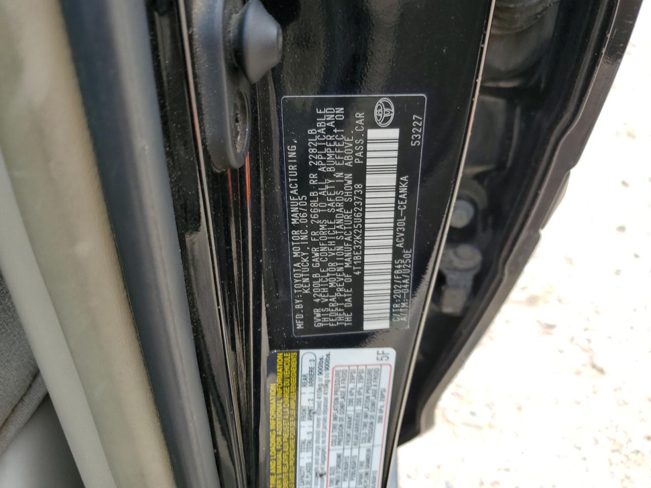 4T1BE32K25U623738 2005 Toyota Camry Le