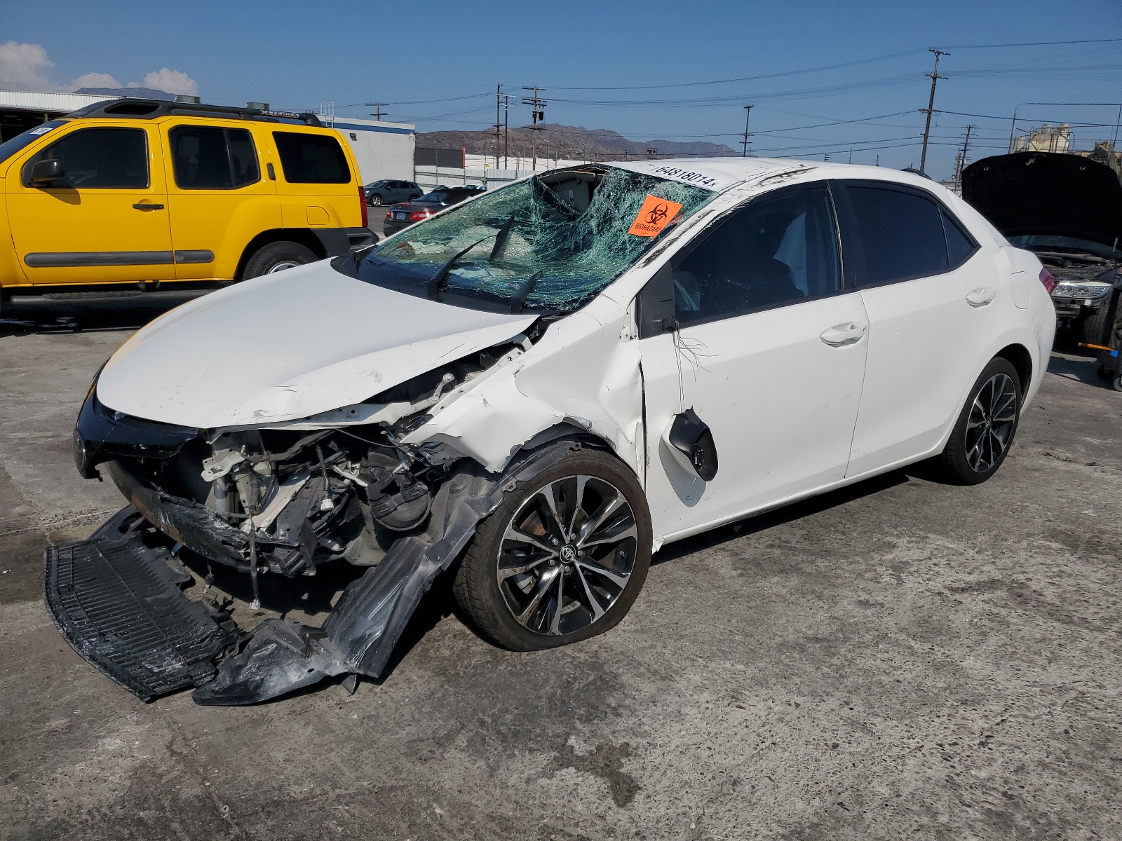 2018 Toyota Corolla L vin: 5YFBURHE1JP770510