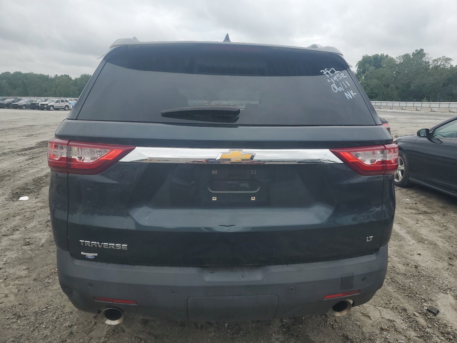 1GNERGKW0JJ204452 2018 Chevrolet Traverse Lt