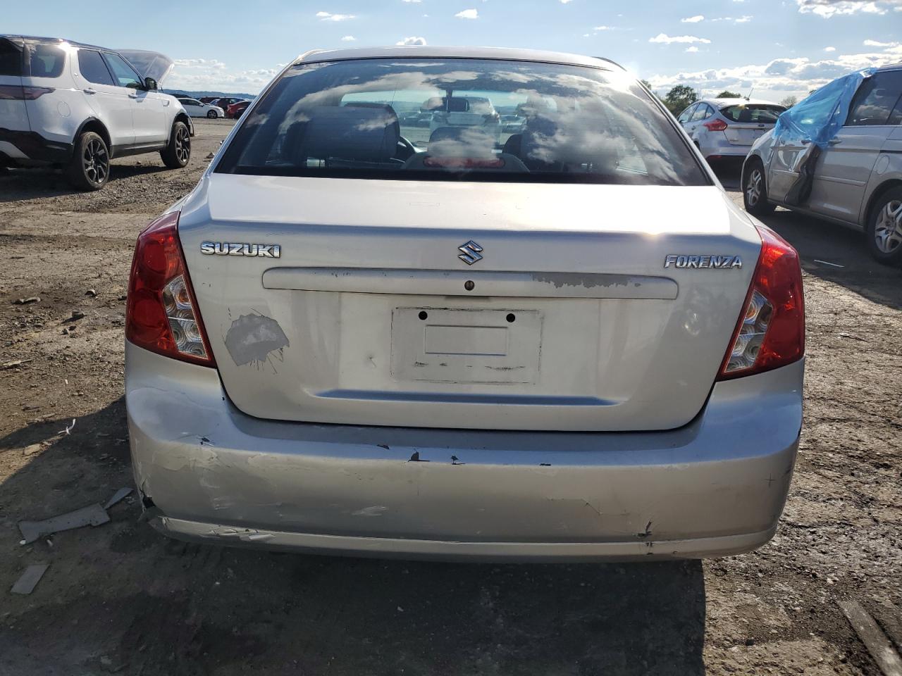 2008 Suzuki Forenza Base VIN: KL5JD56Z68K819029 Lot: 60649224