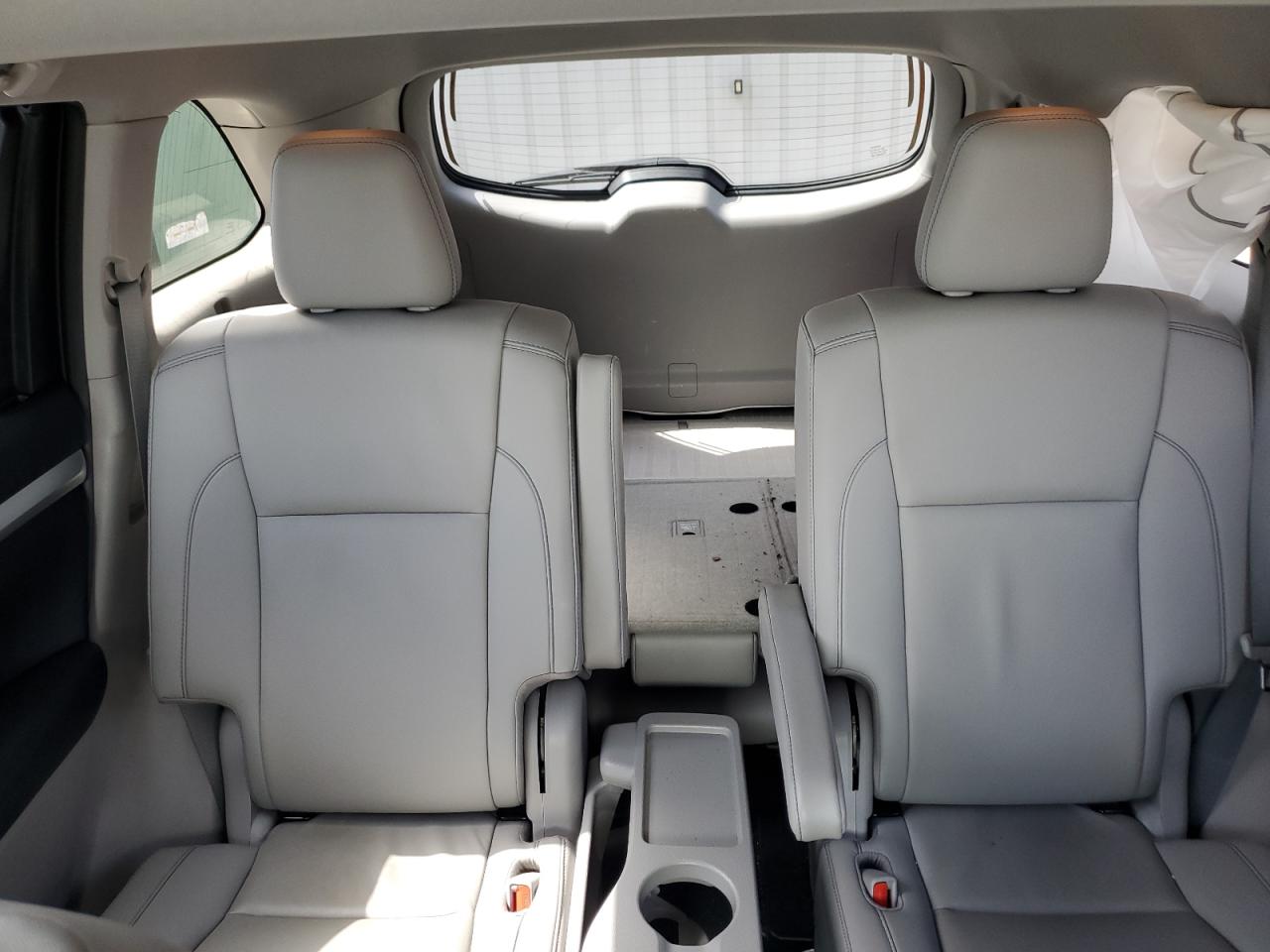 2019 Toyota Highlander Se VIN: 5TDKZRFH2KS338659 Lot: 64177634