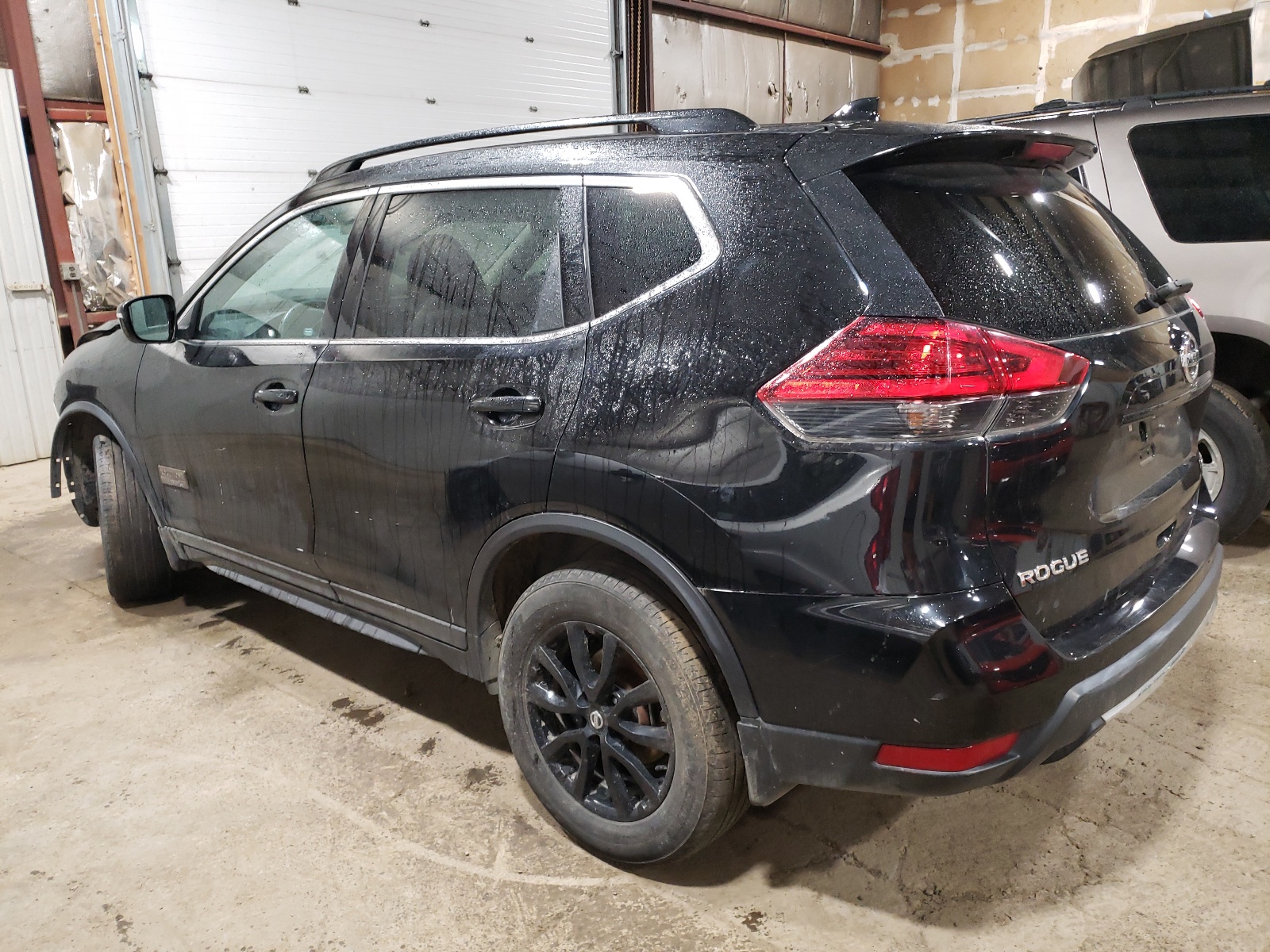 2017 Nissan Rogue Sv vin: 5N1AT2MV7HC755603