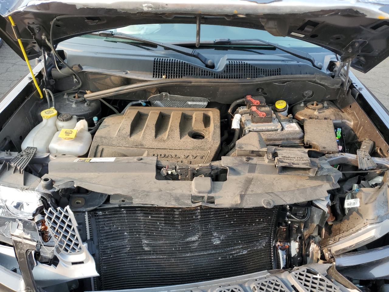 2016 Jeep Compass Latitude VIN: 1C4NJDEB1GD724299 Lot: 64258424