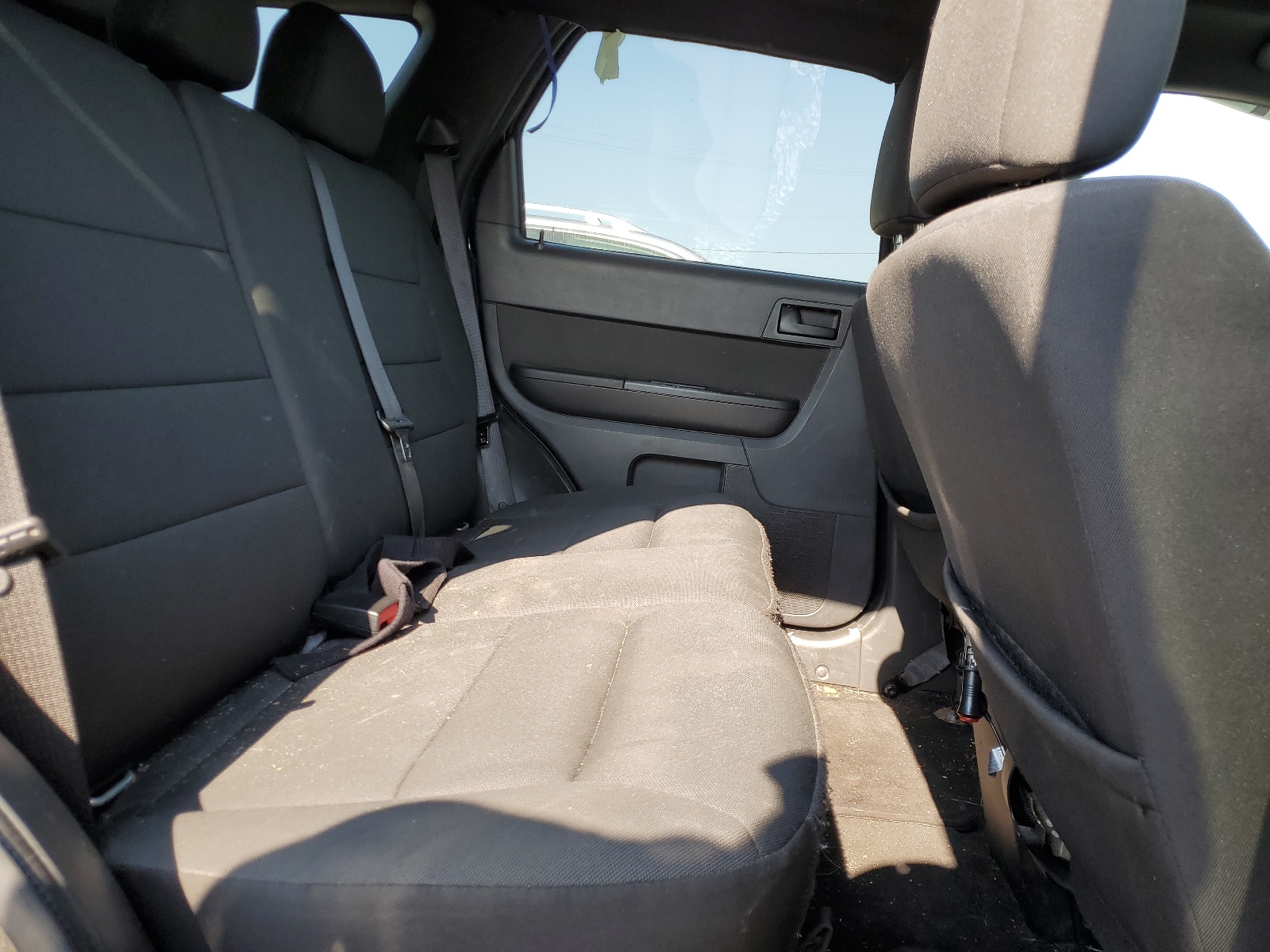 1FMCU0D74BKA06766 2011 Ford Escape Xlt