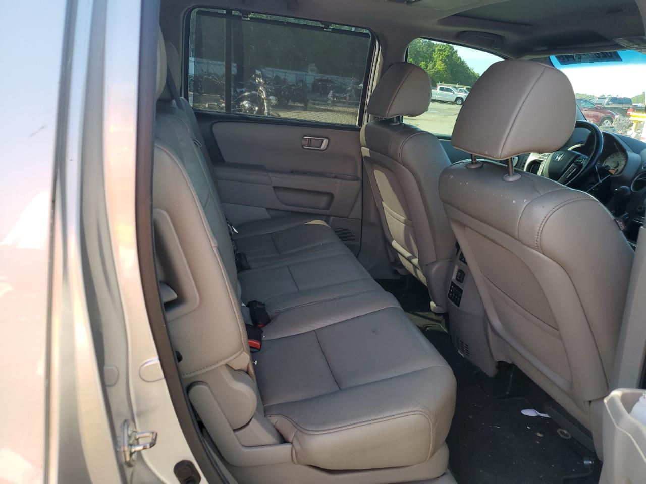 2012 Honda Pilot Touring VIN: 5FNYF3H9XCB012667 Lot: 62062244