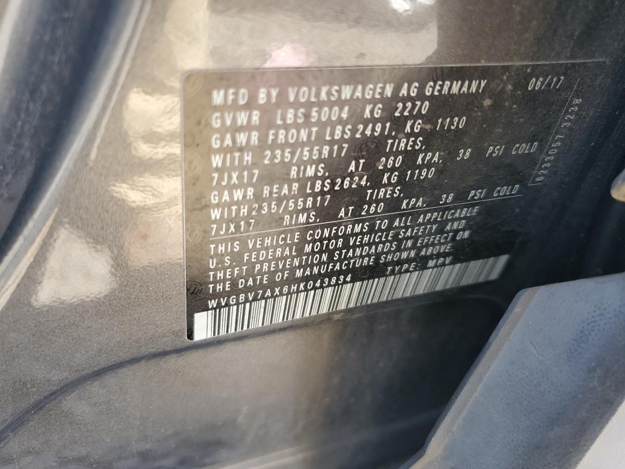 WVGBV7AX6HK043834 2017 Volkswagen Tiguan S