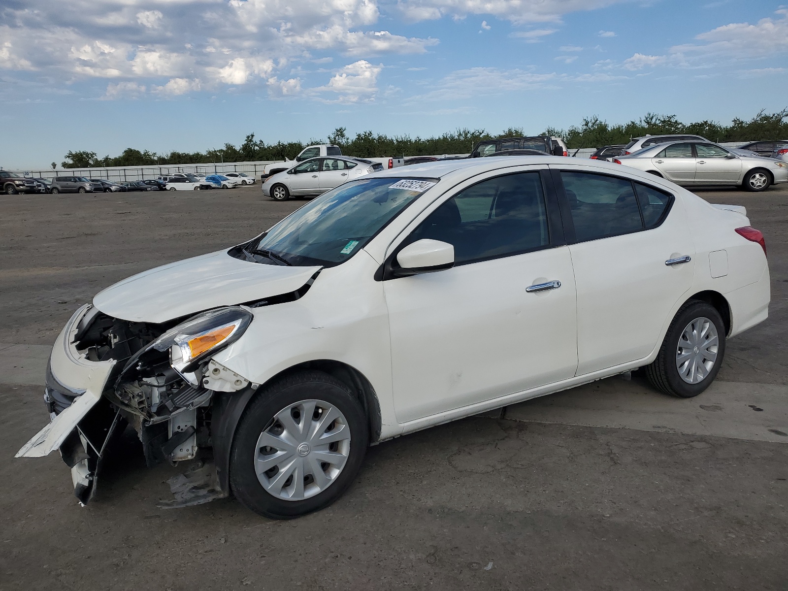 2019 Nissan Versa S vin: 3N1CN7AP8KL859378