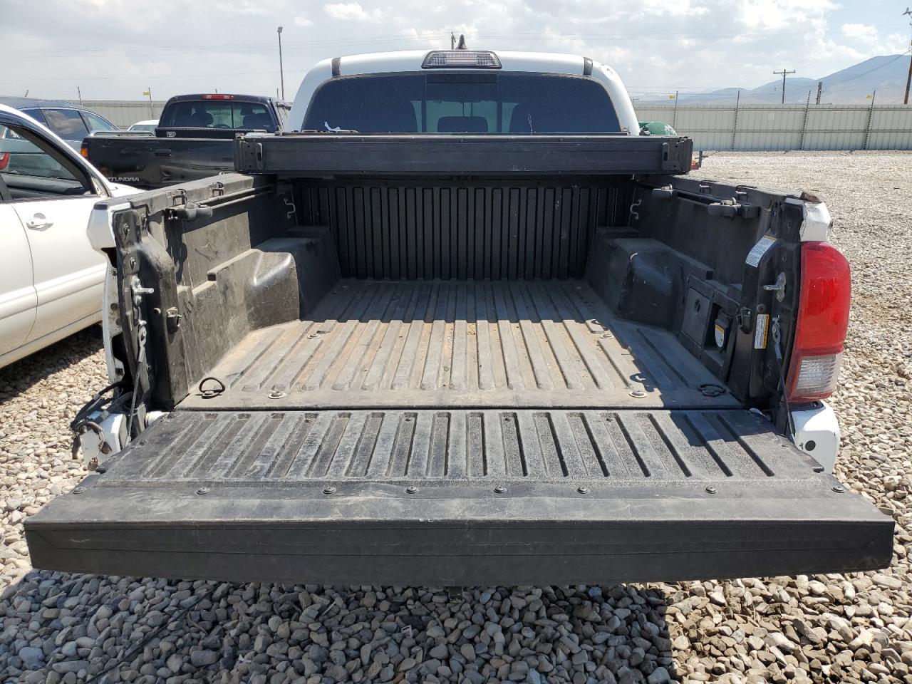 2019 Toyota Tacoma Double Cab VIN: 3TMCZ5AN3KM205581 Lot: 62478194