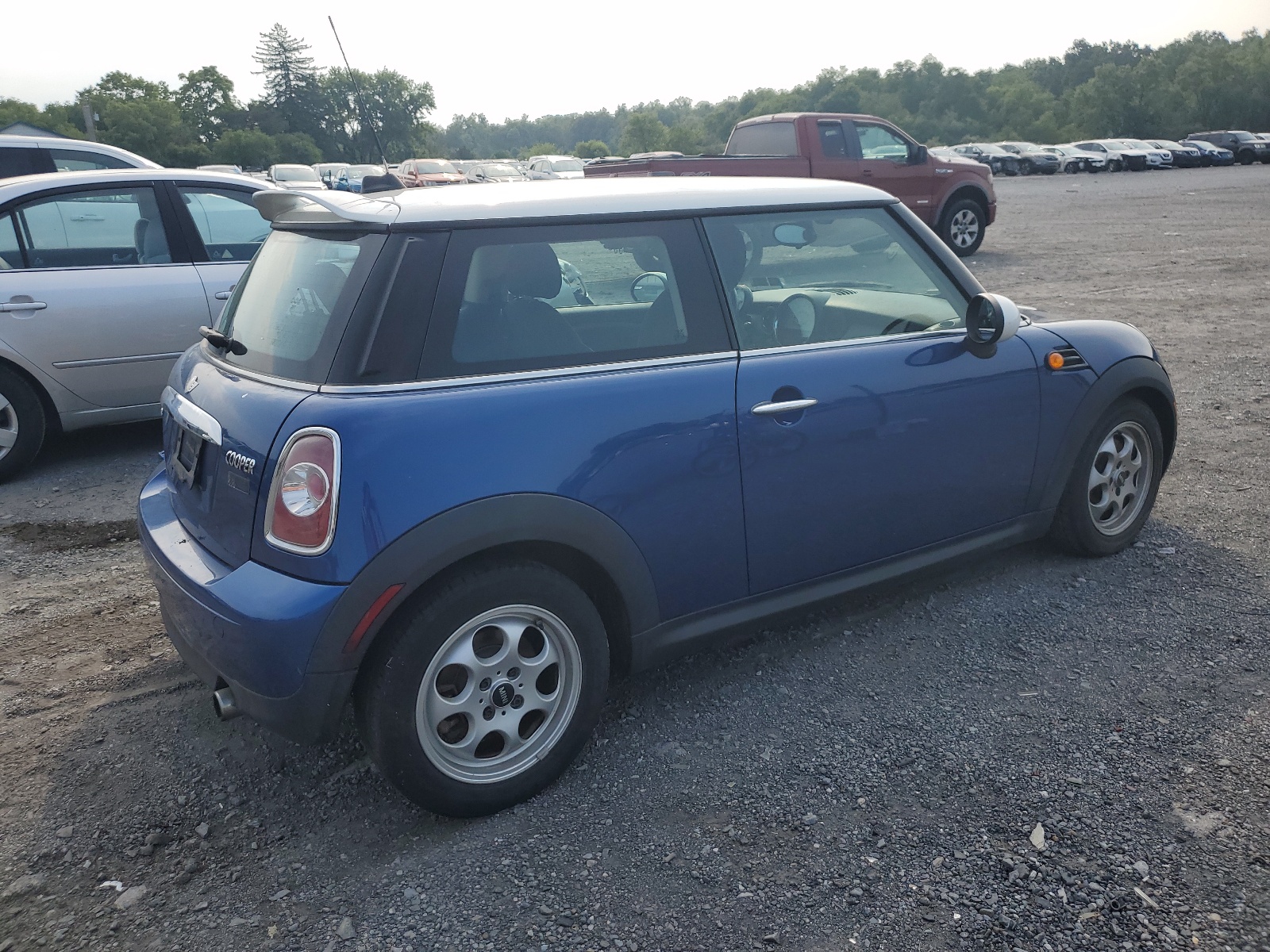 2012 Mini Cooper vin: WMWSU3C5XCT369891