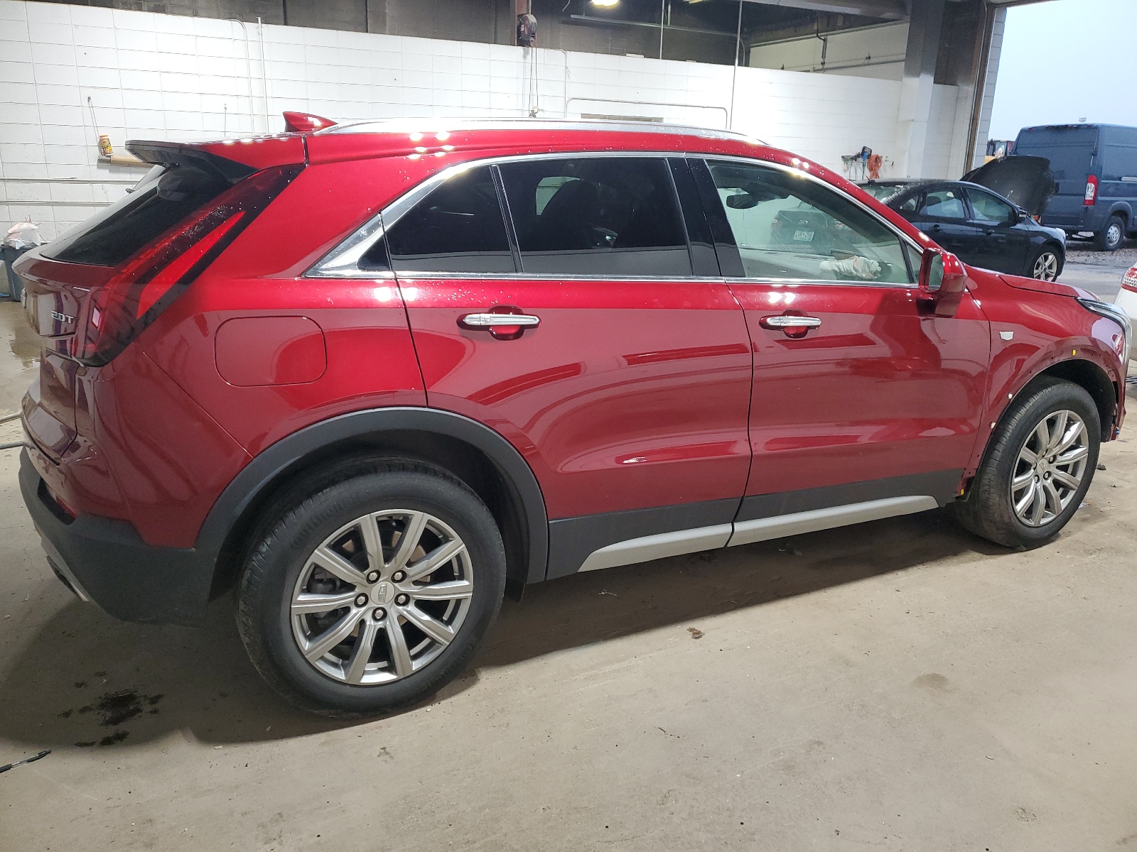 1GYFZCR49KF197560 2019 Cadillac Xt4 Premium Luxury