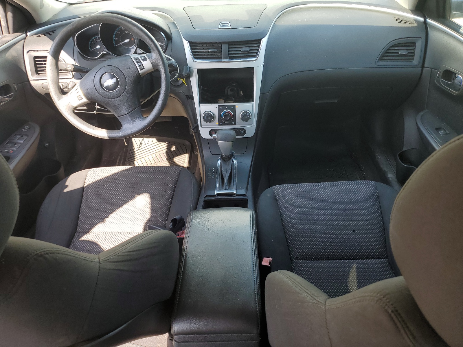 1G1ZC5E00AF155286 2010 Chevrolet Malibu 1Lt