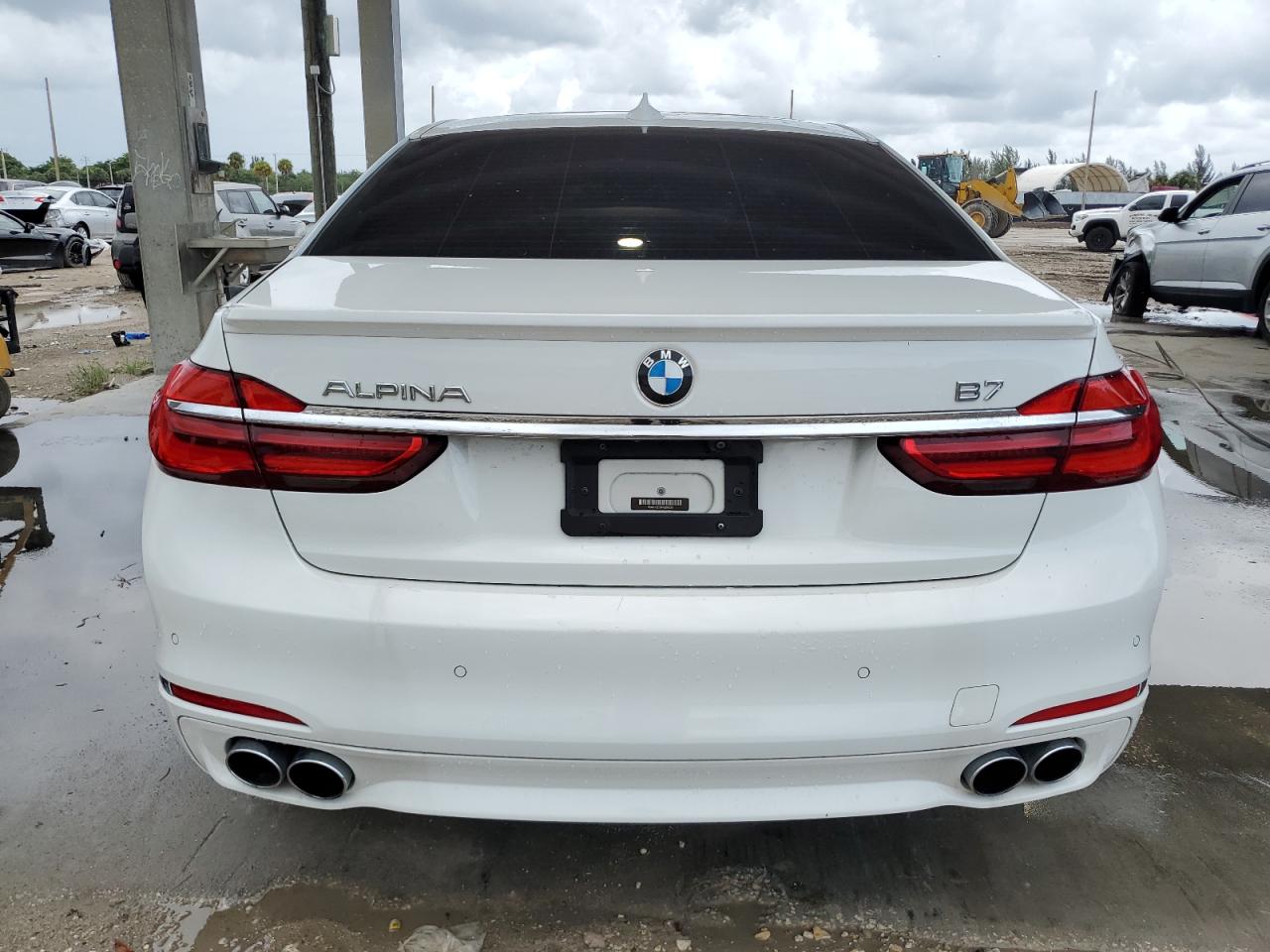 2017 BMW Alpina B7 VIN: WBA7F2C39HG856024 Lot: 62680624