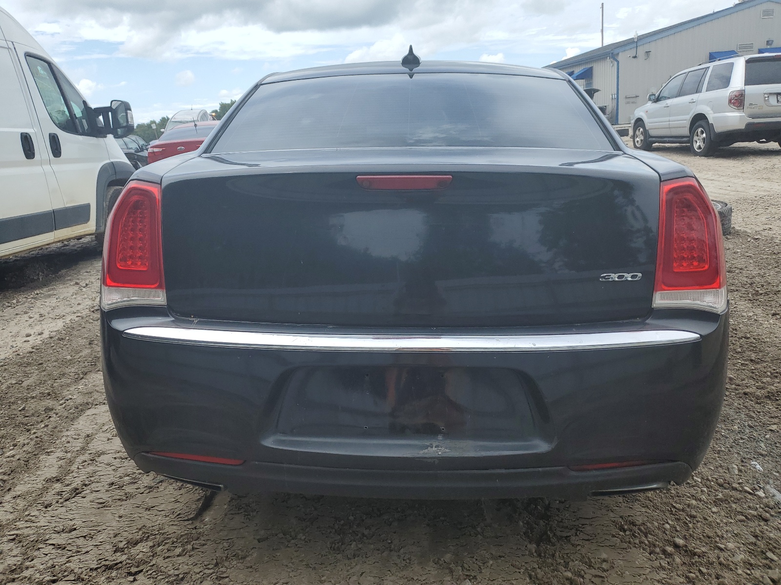 2C3CCAKG7JH268999 2018 Chrysler 300 Limited