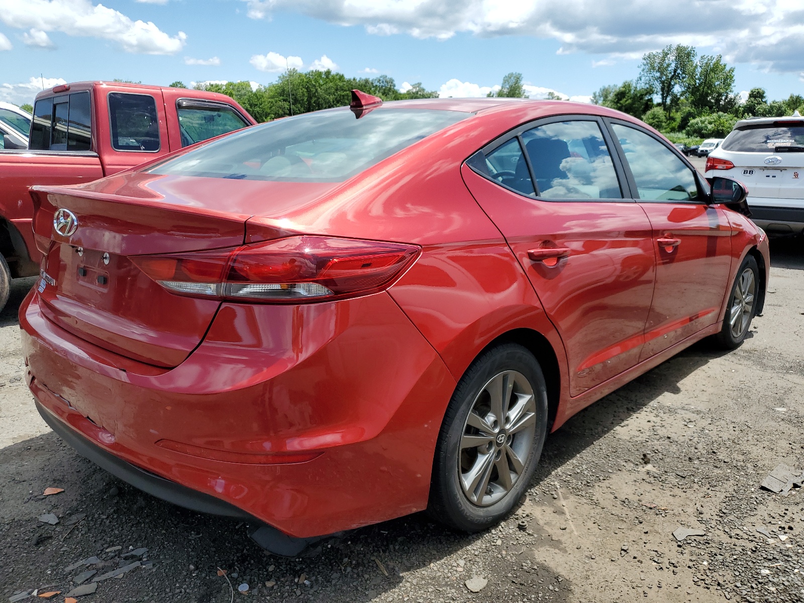 2018 Hyundai Elantra Sel vin: 5NPD84LF0JH301552