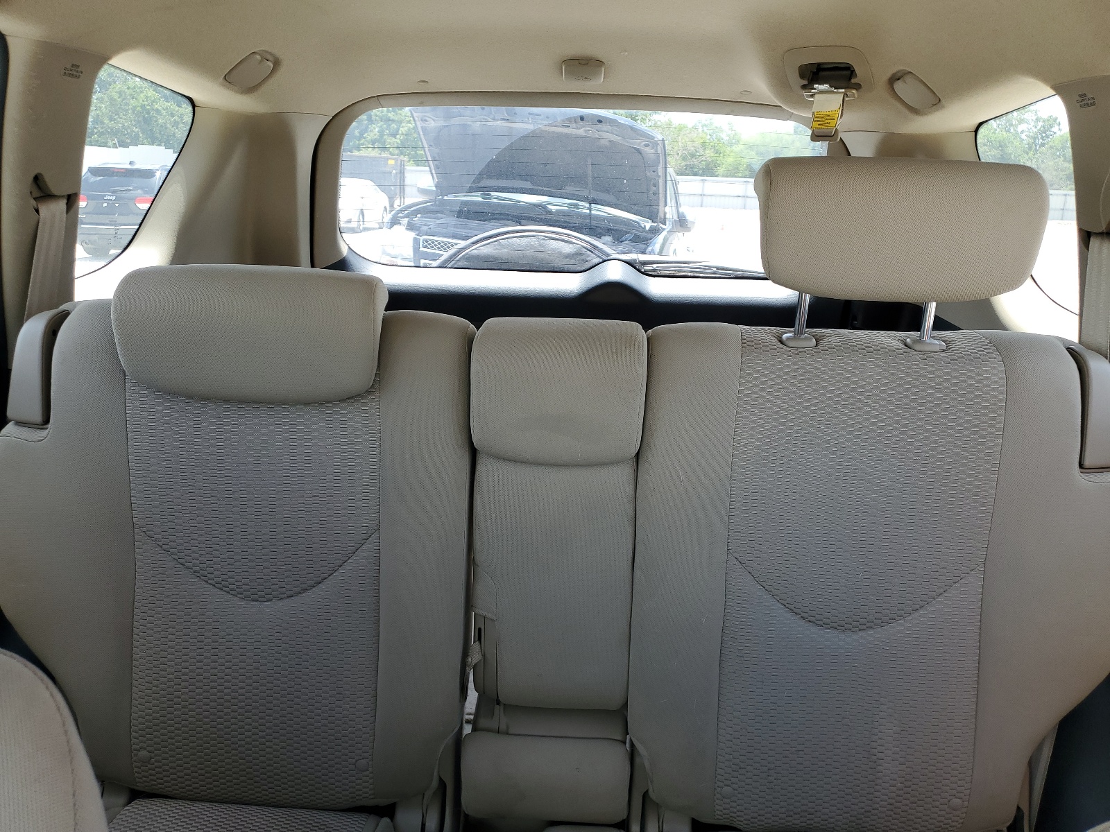 2T3ZF4DV2BW054188 2011 Toyota Rav4