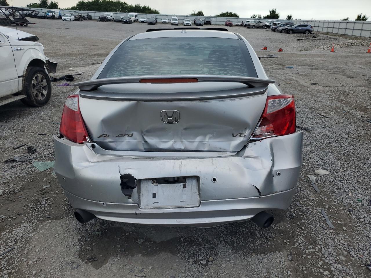 1HGCS21808A006329 2008 Honda Accord Exl