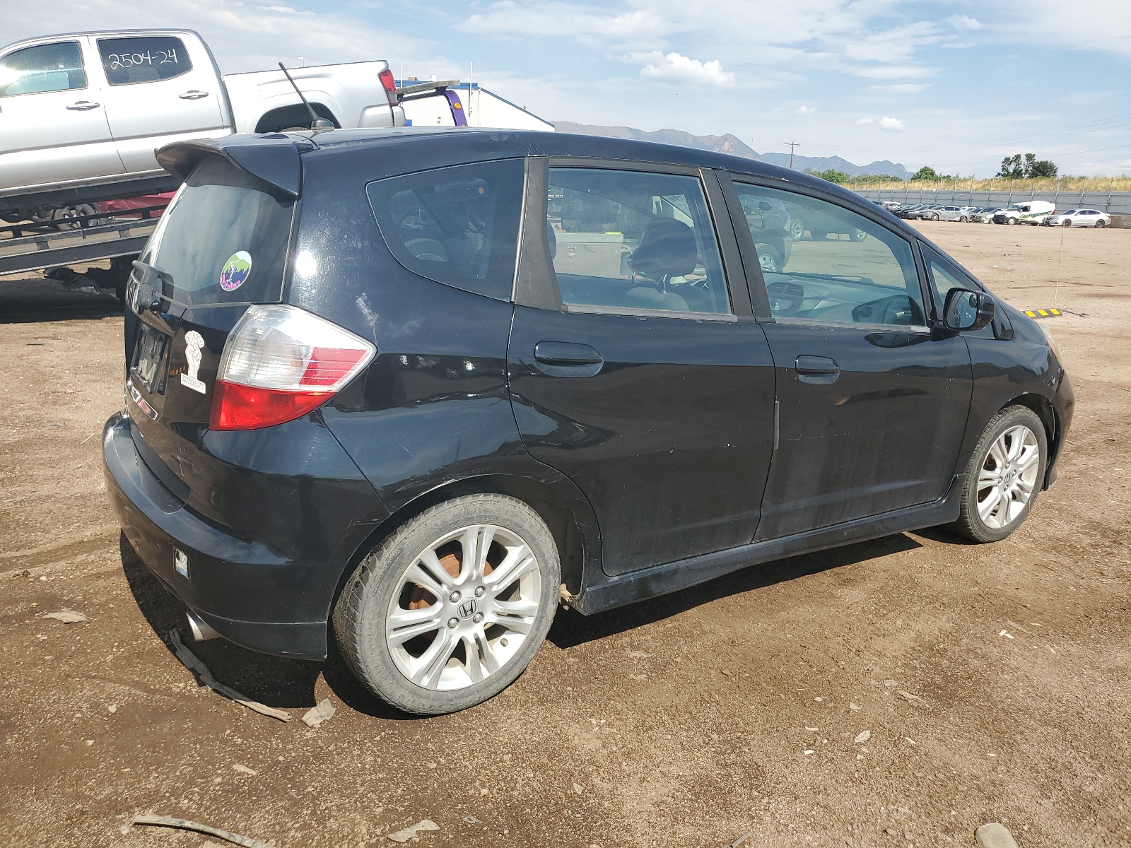 JHMGE8H58BS010618 2011 Honda Fit Sport