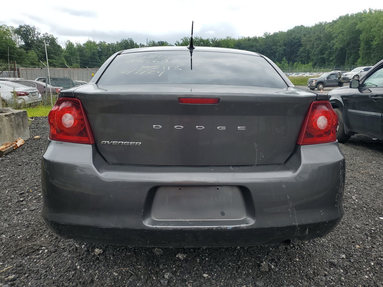 1C3CDZAB8EN215310 2014 Dodge Avenger Se