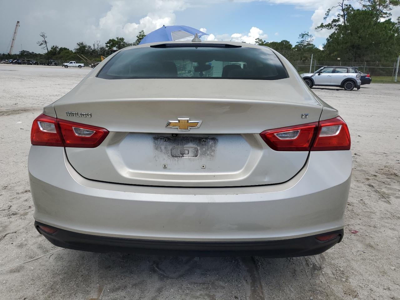 VIN 1G1ZE5STXGF314672 2016 CHEVROLET MALIBU no.6