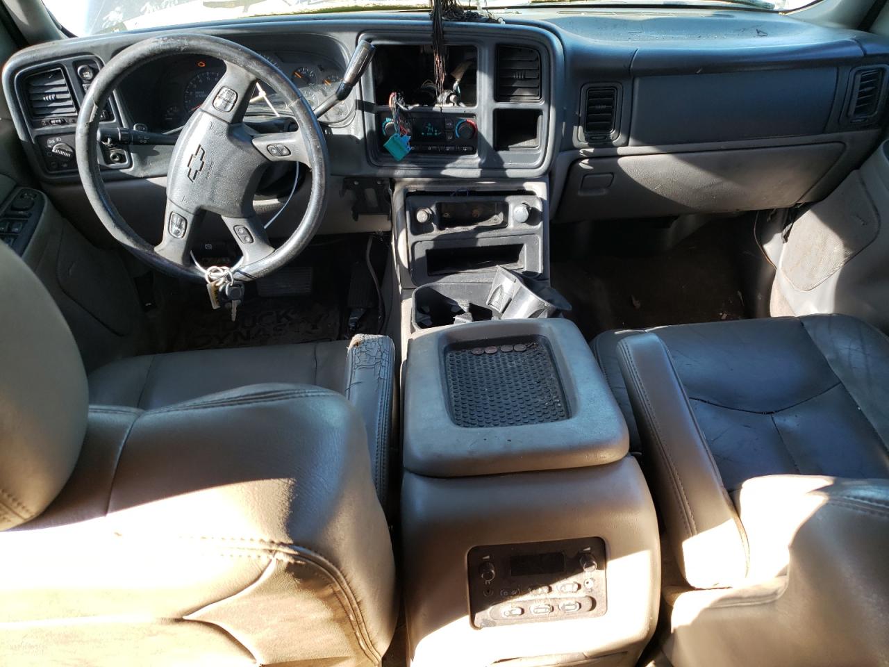 2005 Chevrolet Tahoe K1500 VIN: 1GNEK13T85J104062 Lot: 54891734