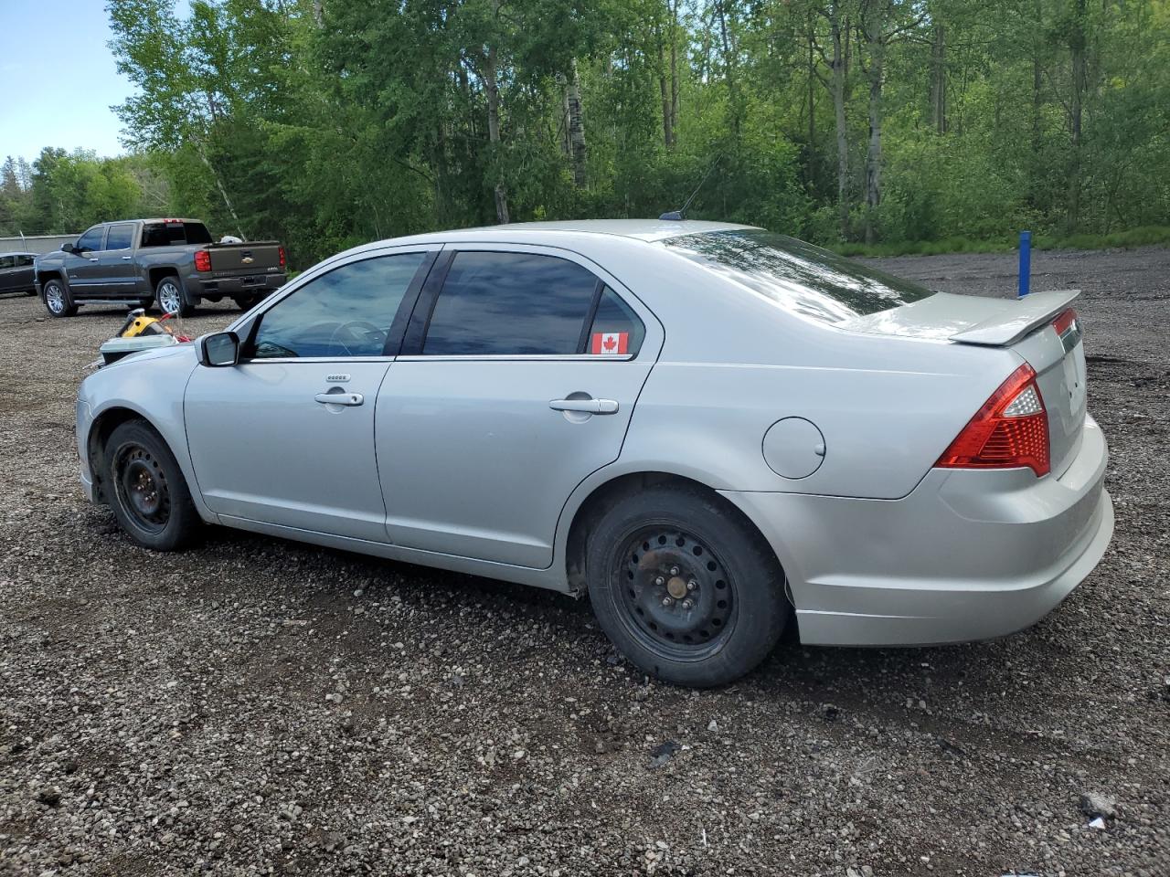 2010 Ford Fusion - Image 2