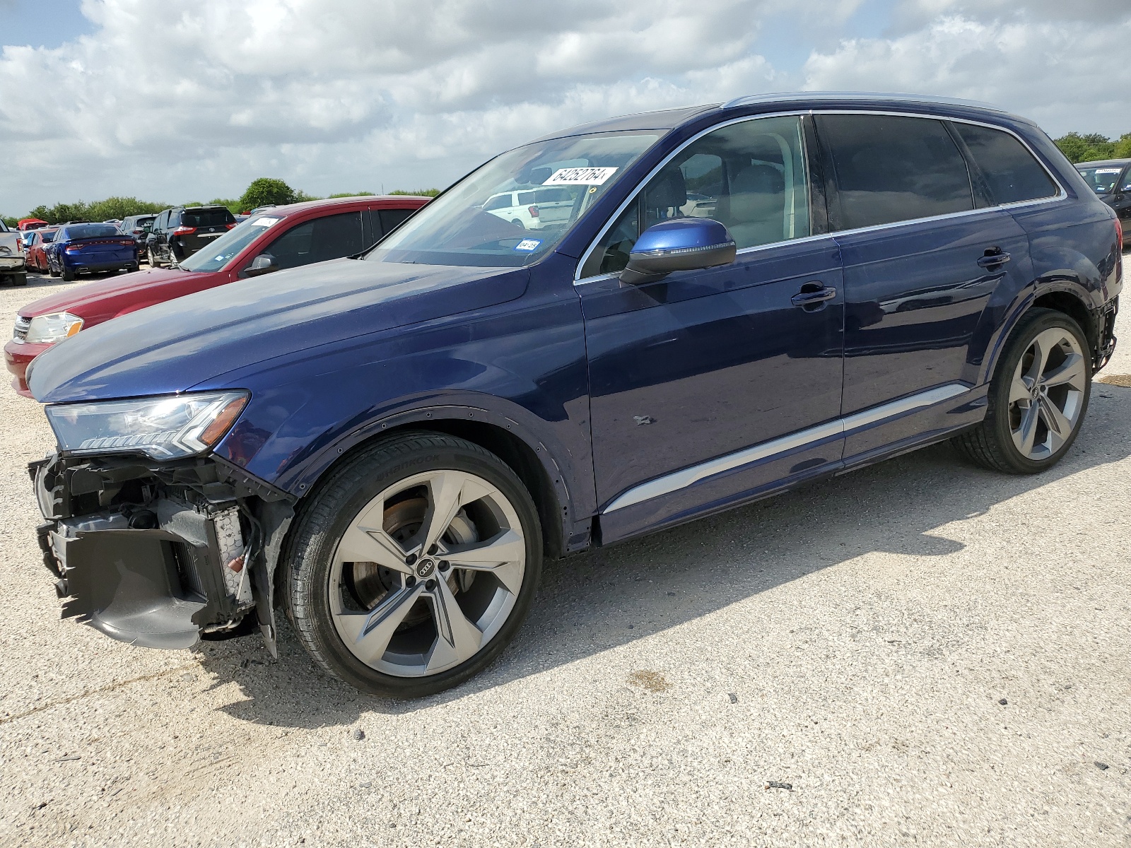 WA1VXAF77MD033176 2021 Audi Q7 Prestige