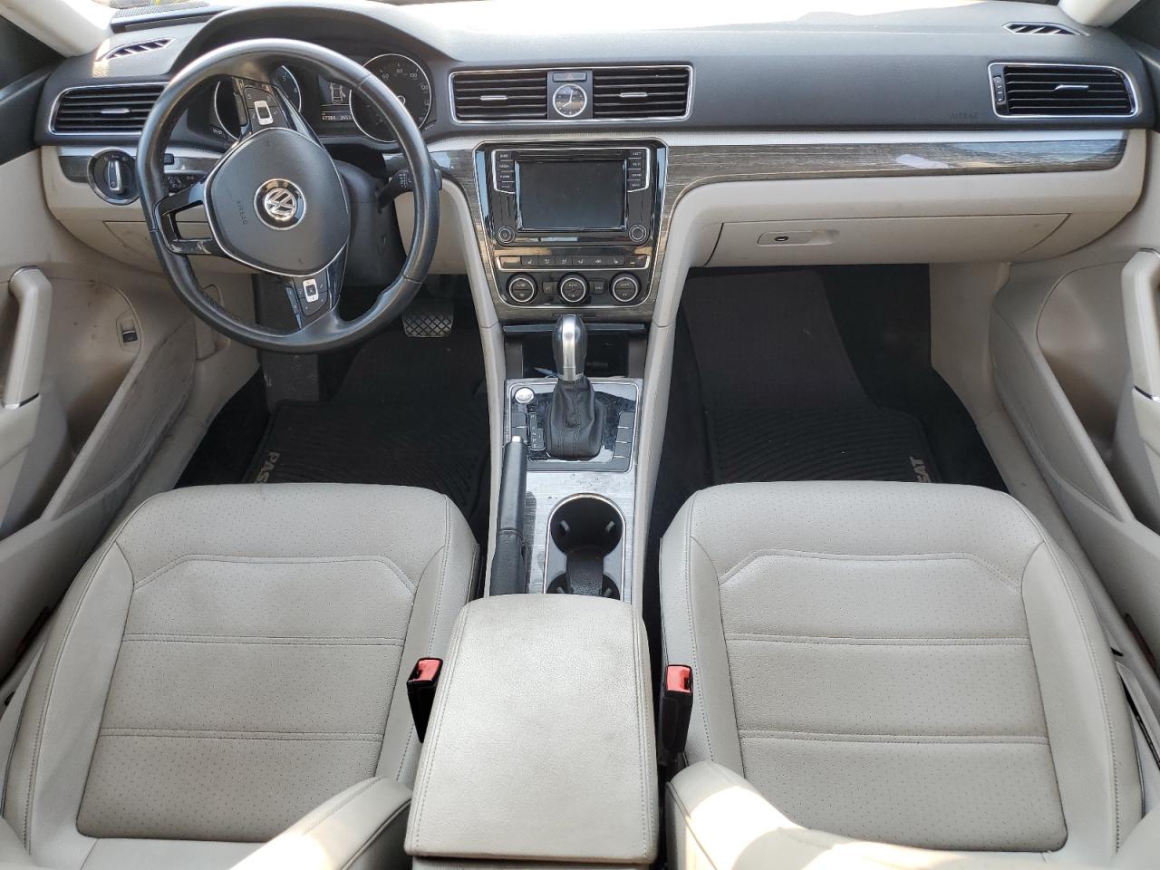 2017 Volkswagen Passat Se VIN: 1VWBT7A31HC012389 Lot: 63808164