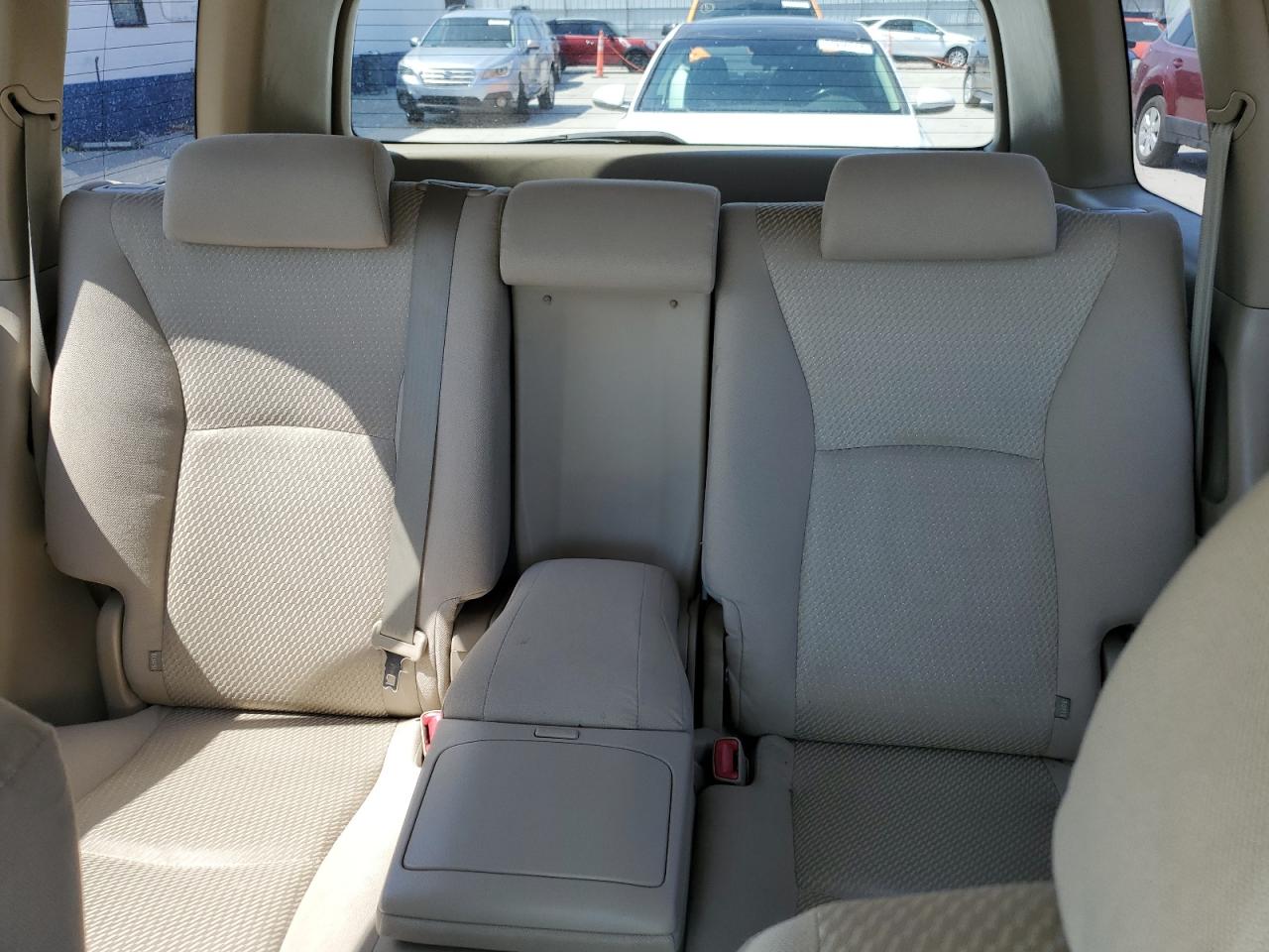 2004 Toyota Highlander Base VIN: JTEGP21A940039989 Lot: 63343294