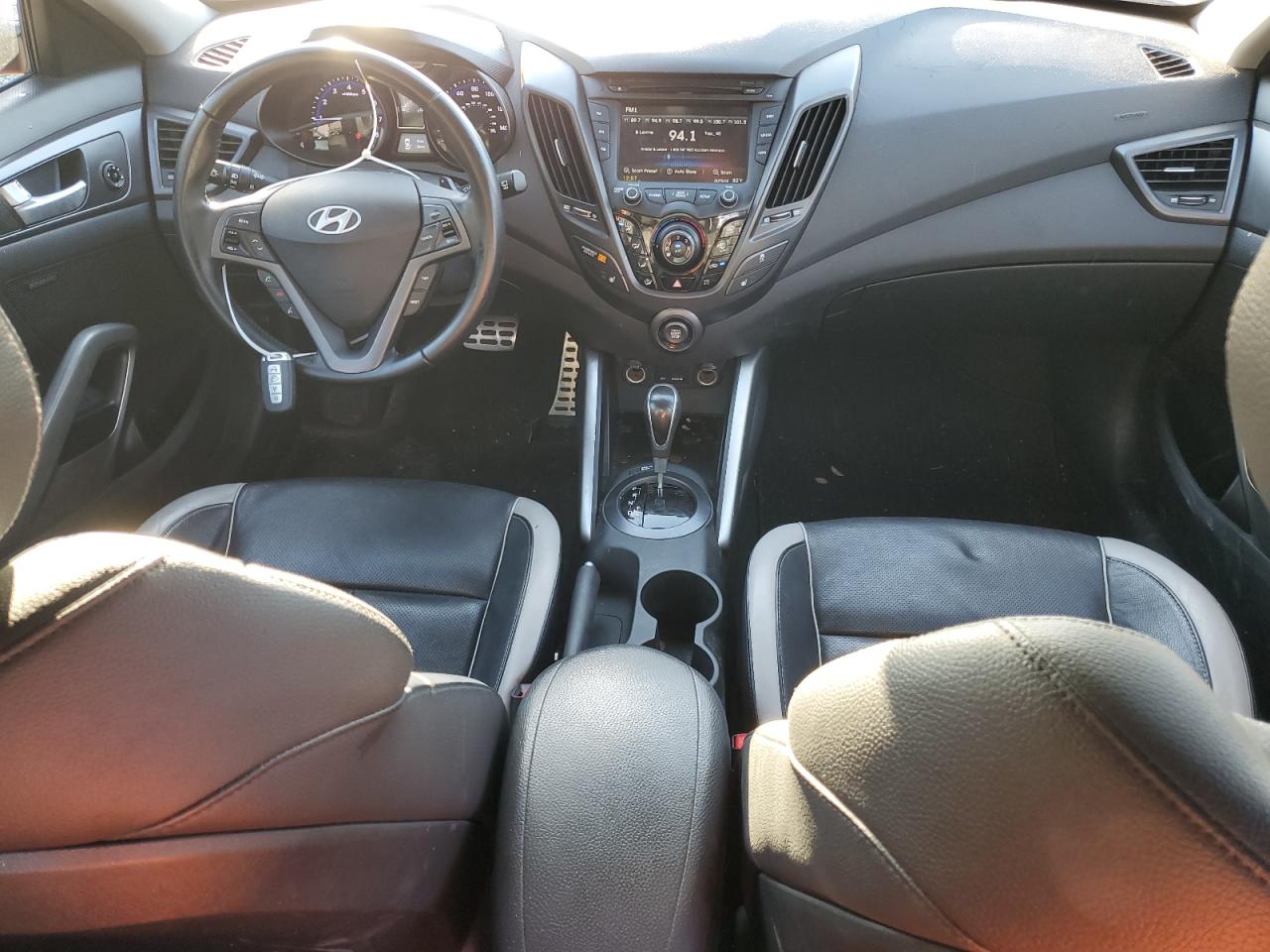 2013 Hyundai Veloster Turbo VIN: KMHTC6AE0DU163338 Lot: 63090534