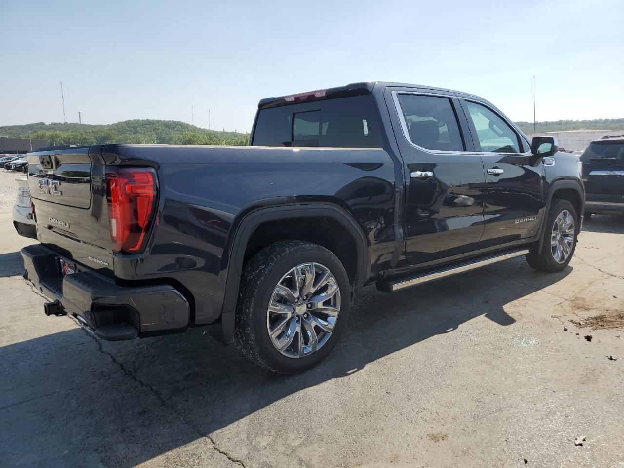 VIN 1GTUUGEL6RZ173533 2024 GMC SIERRA no.3