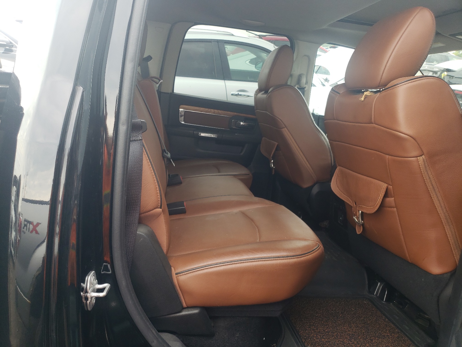 1C6RR7PT1FS537924 2015 Ram 1500 Longhorn