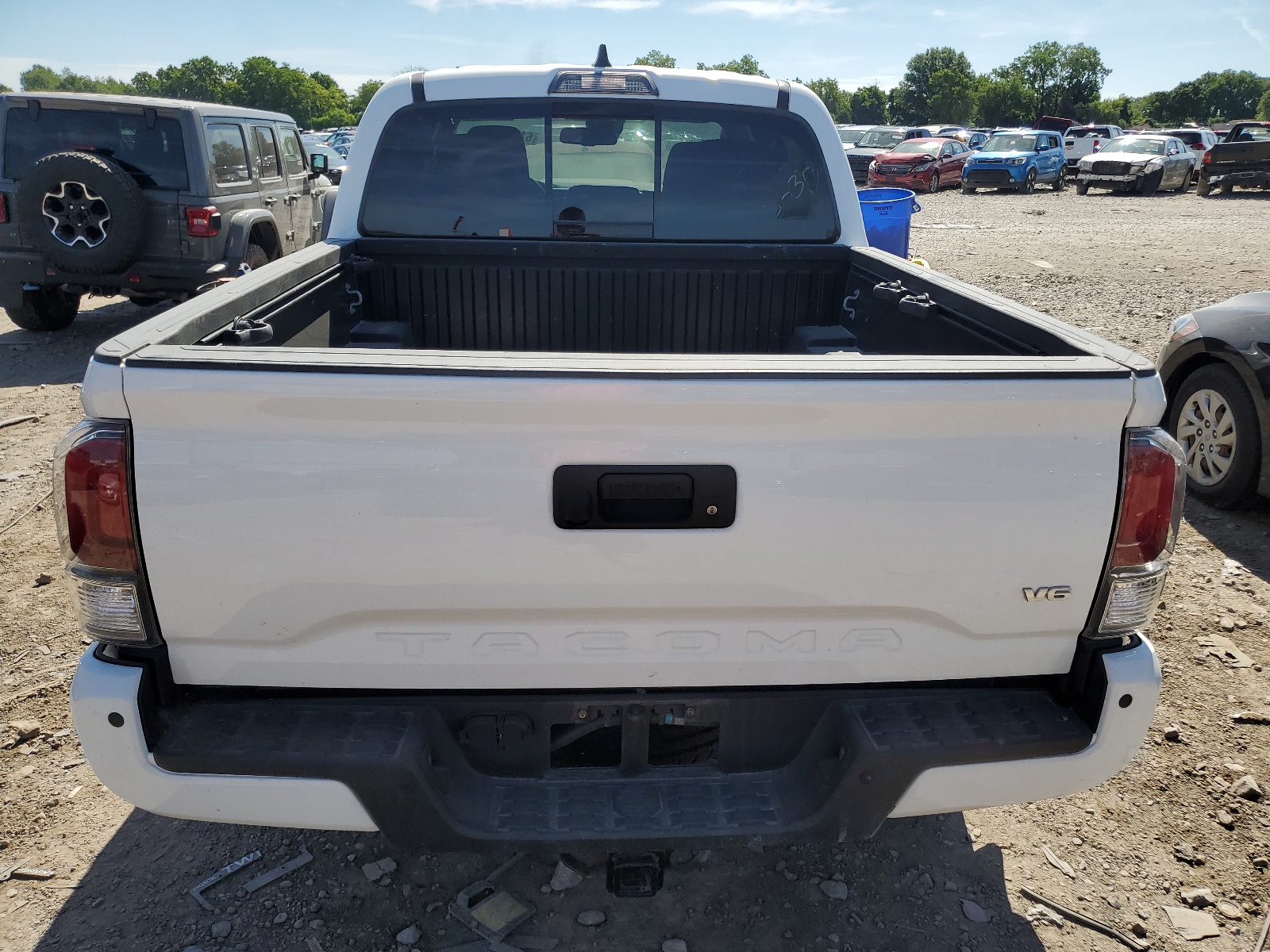 2021 Toyota Tacoma Double Cab vin: 5TFCZ5AN4MX266824